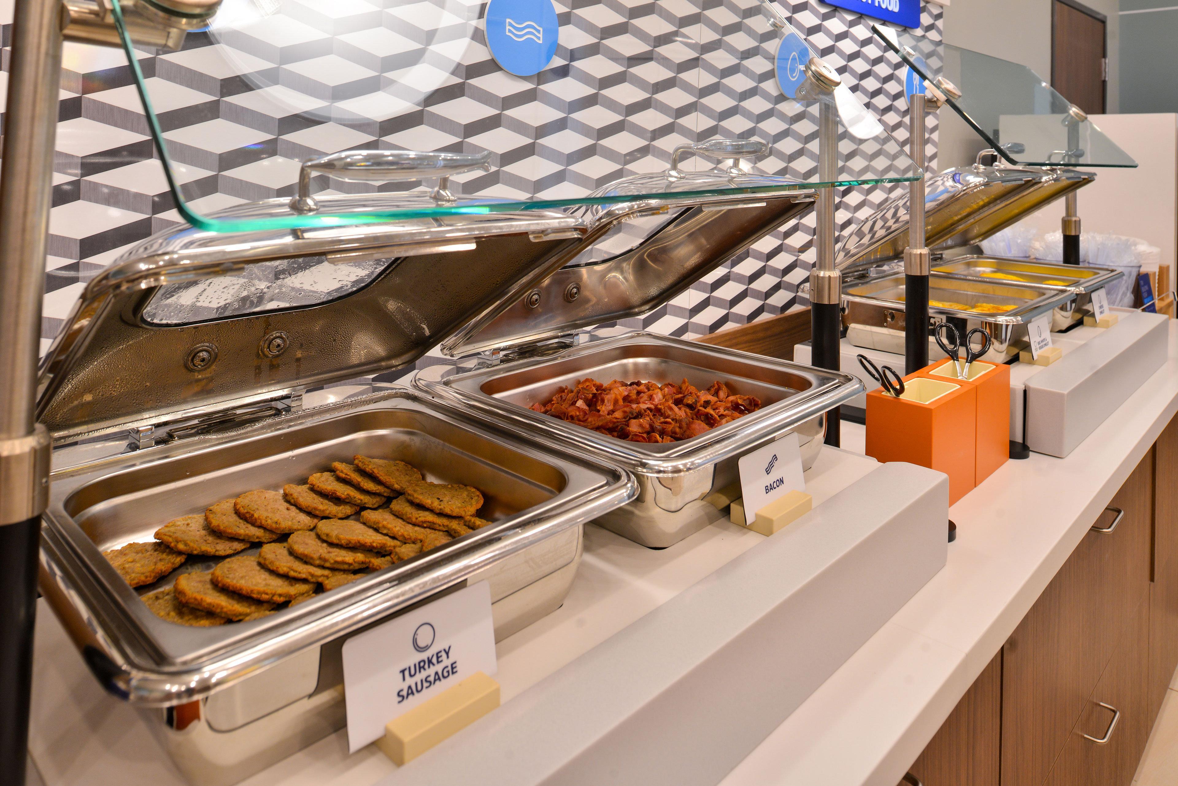Holiday Inn Express & Suites - Madison By Ihg Extérieur photo