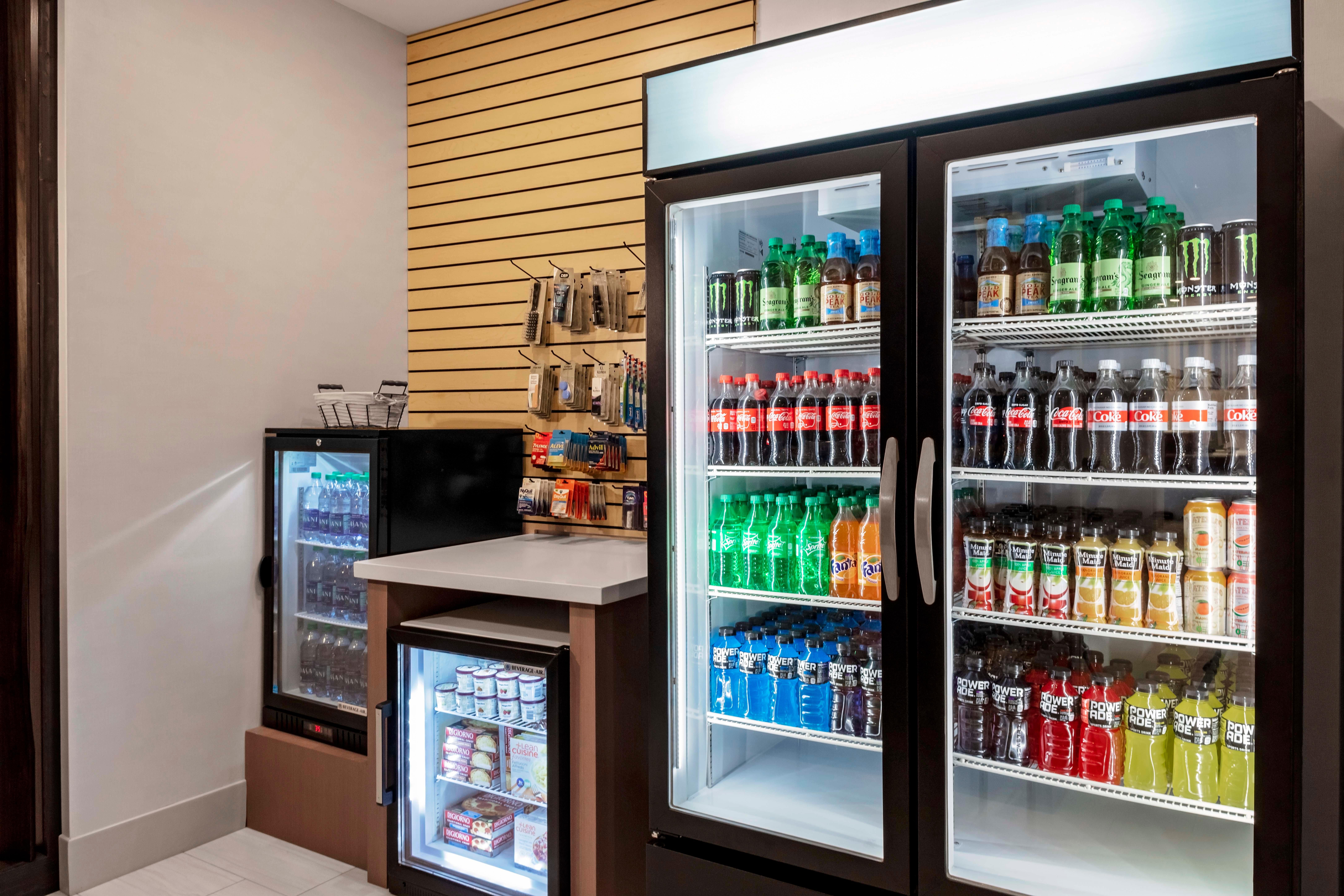 Holiday Inn Express & Suites - Madison By Ihg Extérieur photo