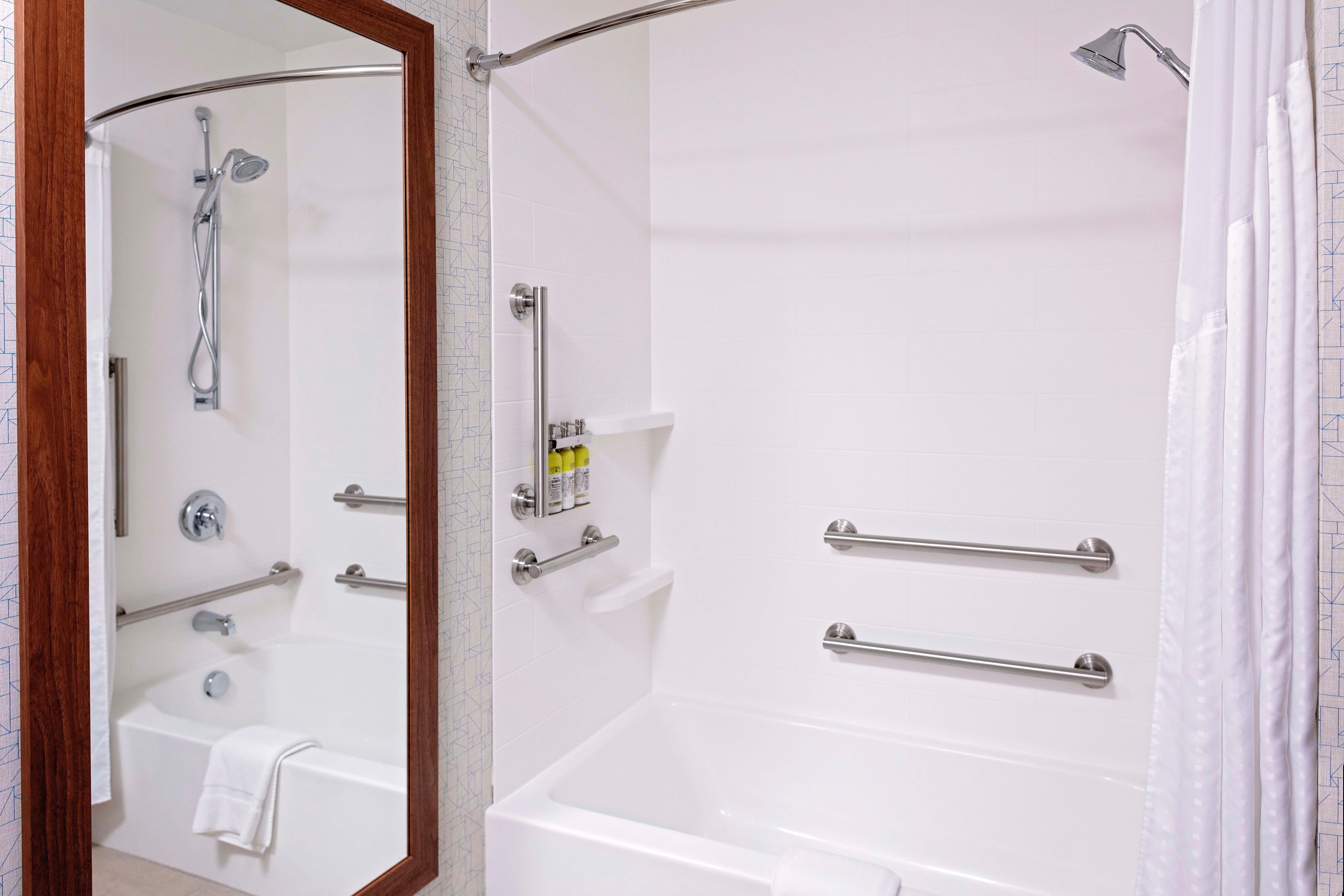Holiday Inn Express & Suites - Madison By Ihg Extérieur photo
